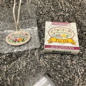 Longaberger Happy Birthday Tie-On